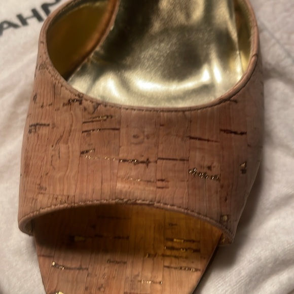 Manolo Blahnik Women’s Size 40 - Picture 2 of 9